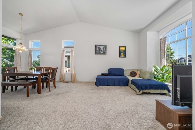 3808 47th Avenue NE, Tacoma, WA 98422