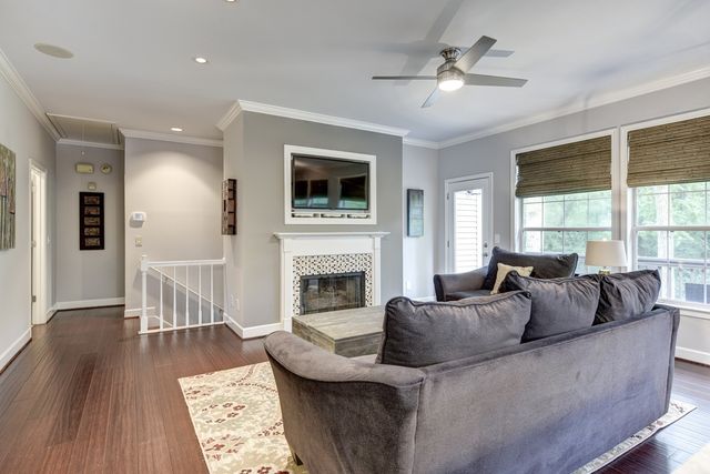 5893 Woodlands Ave, Nashville, TN 37211