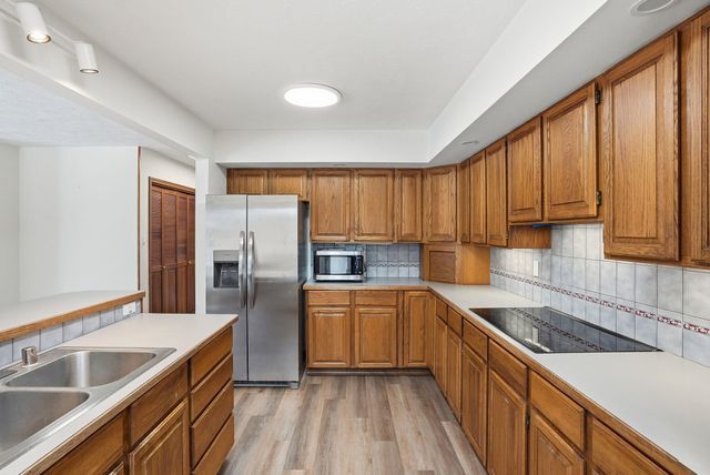 6314 S Ray Ct, Spokane, WA 99223