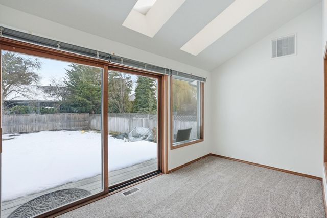 6314 S Ray Ct, Spokane, WA 99223