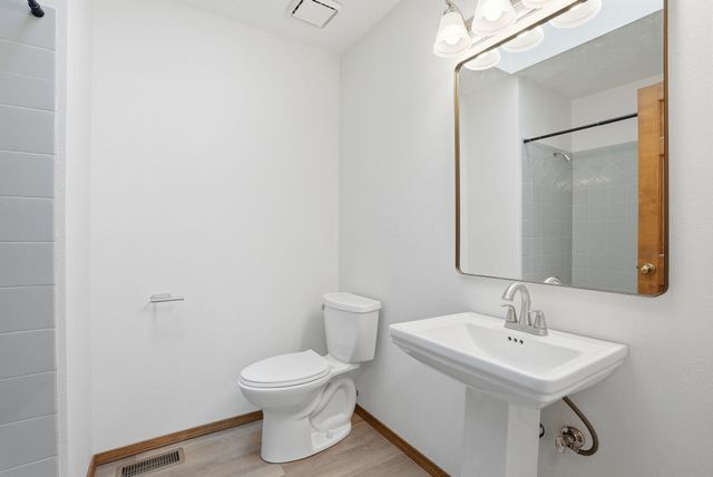 6314 S Ray Ct, Spokane, WA 99223