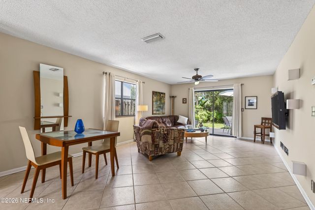 186 PINE Street, Atlantic Beach, FL 32233