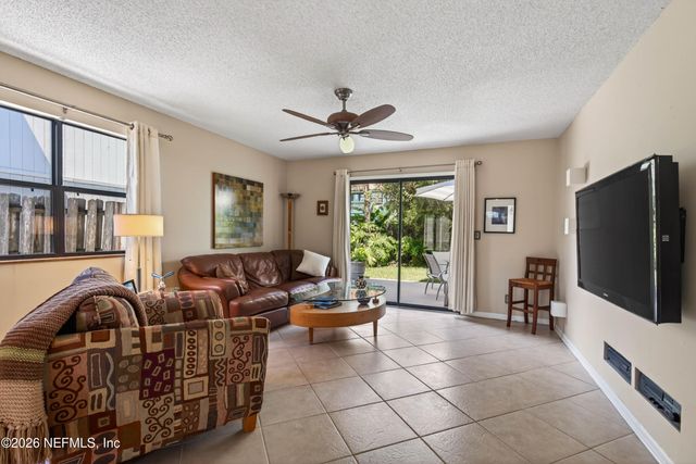 186 PINE Street, Atlantic Beach, FL 32233