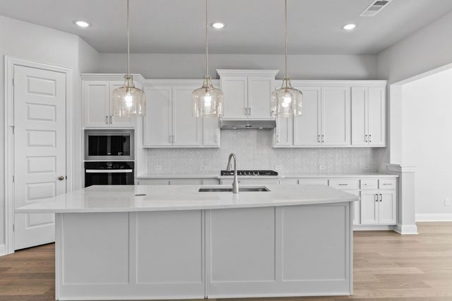 2105 Birch Street, Mansfield, TX 76063