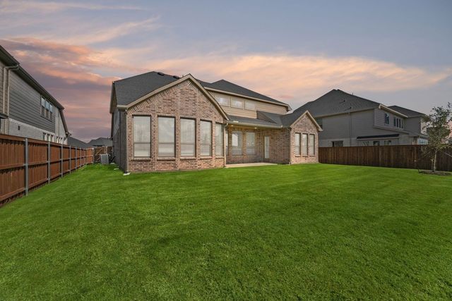 2105 Birch Street, Mansfield, TX 76063