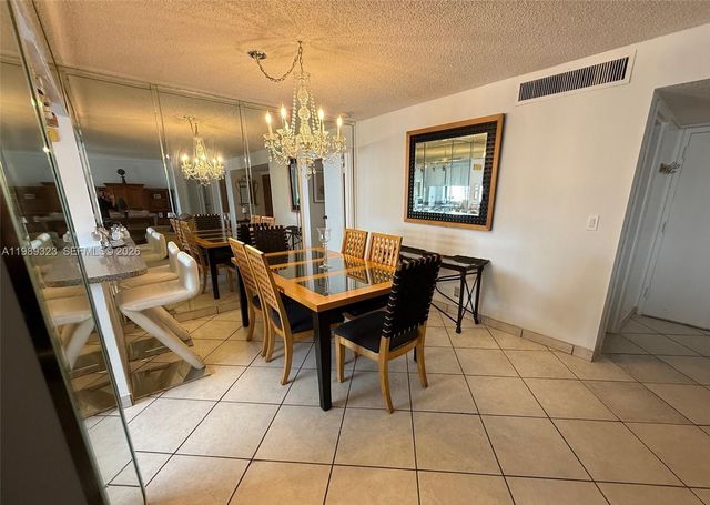 17011 N Bay Rd 1007, Sunny Isles Beach, FL 33160