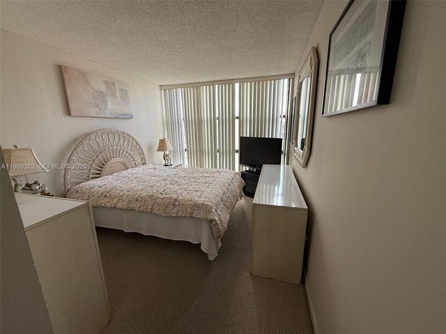 17011 N Bay Rd 1007, Sunny Isles Beach, FL 33160