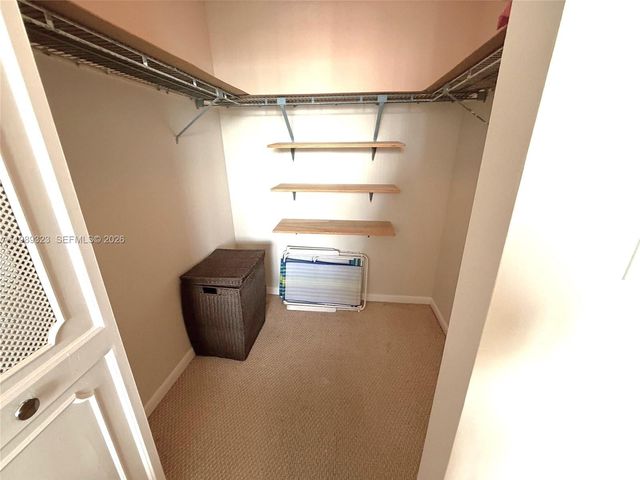 17011 N Bay Rd 1007, Sunny Isles Beach, FL 33160