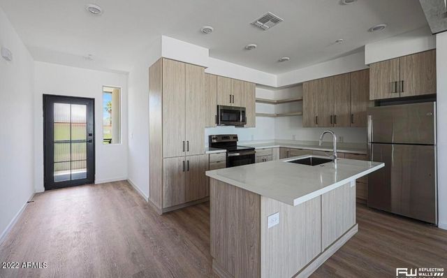 16655 E El Lago Boulevard Unit 205, Fountain Hills, AZ 85268