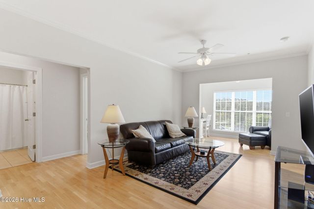 1521 Cadfel Court Unit 302, Wilmington, NC 28412