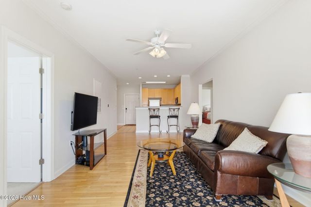 1521 Cadfel Court Unit 302, Wilmington, NC 28412