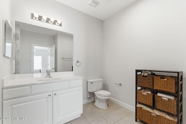 1521 Cadfel Court Unit 302, Wilmington, NC 28412