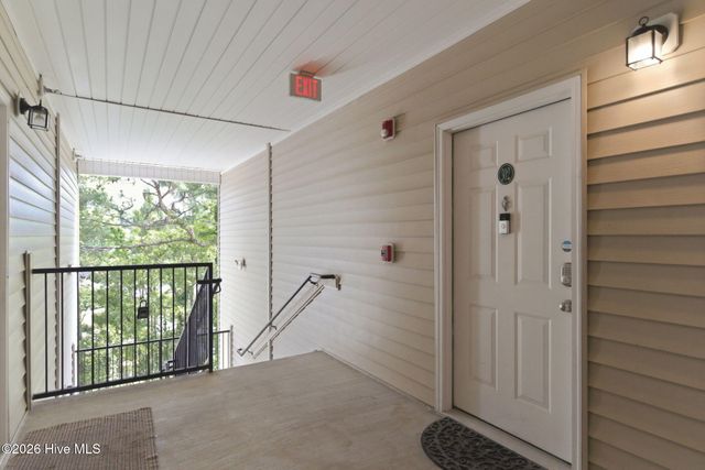 1521 Cadfel Court Unit 302, Wilmington, NC 28412
