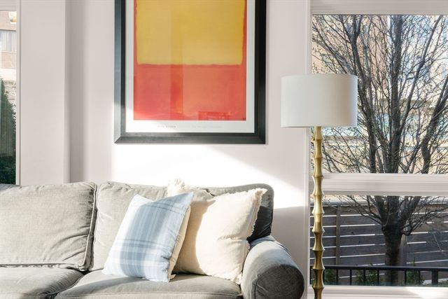 1498 Cambridge St 2, Cambridge, MA 02139