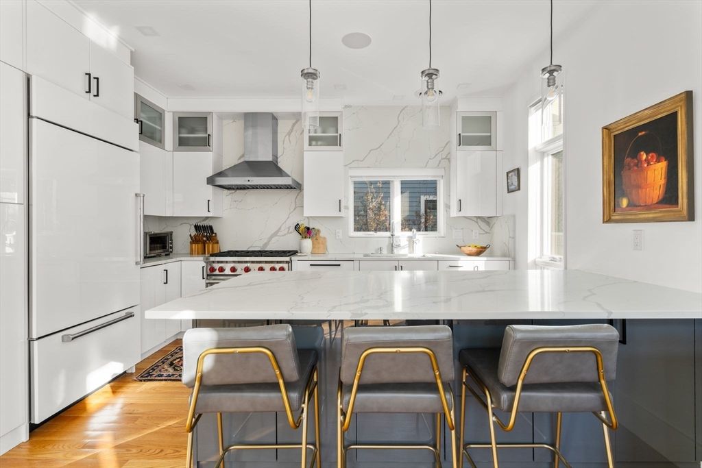 1498 Cambridge St 2, Cambridge, MA 02139