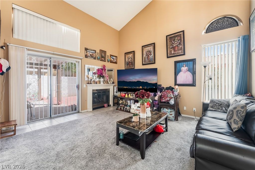 5336 Hollow Brook Avenue, Las Vegas, NV 89142 — photo 4
