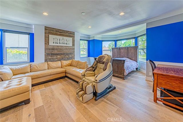 6 Sirius 61, Irvine, CA 92603