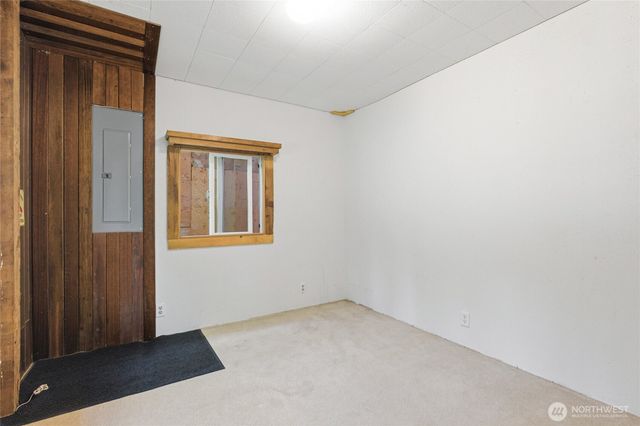 33822 State Route 706 E, Ashford, WA 98304