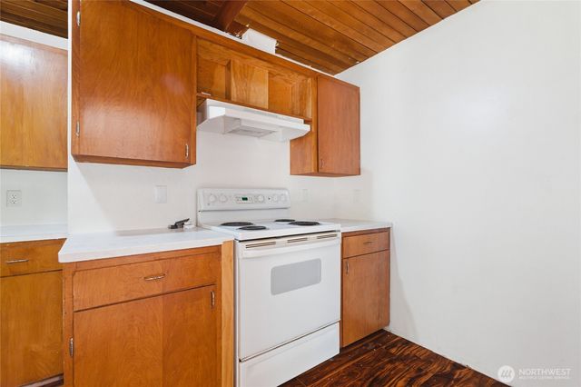 33822 State Route 706 E, Ashford, WA 98304