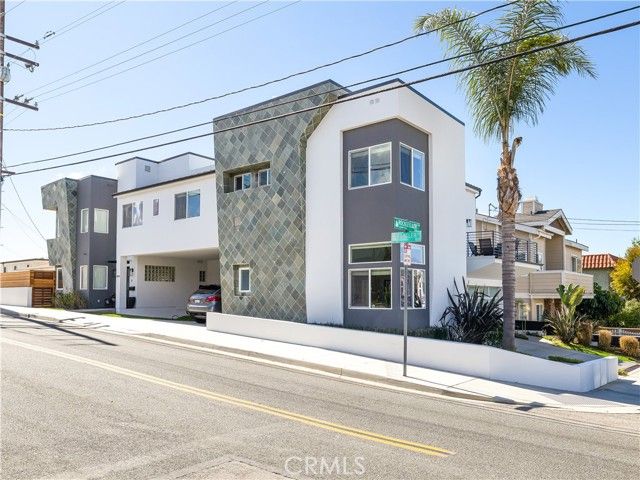 1836 Rockefeller Lane, Redondo Beach, CA 90278