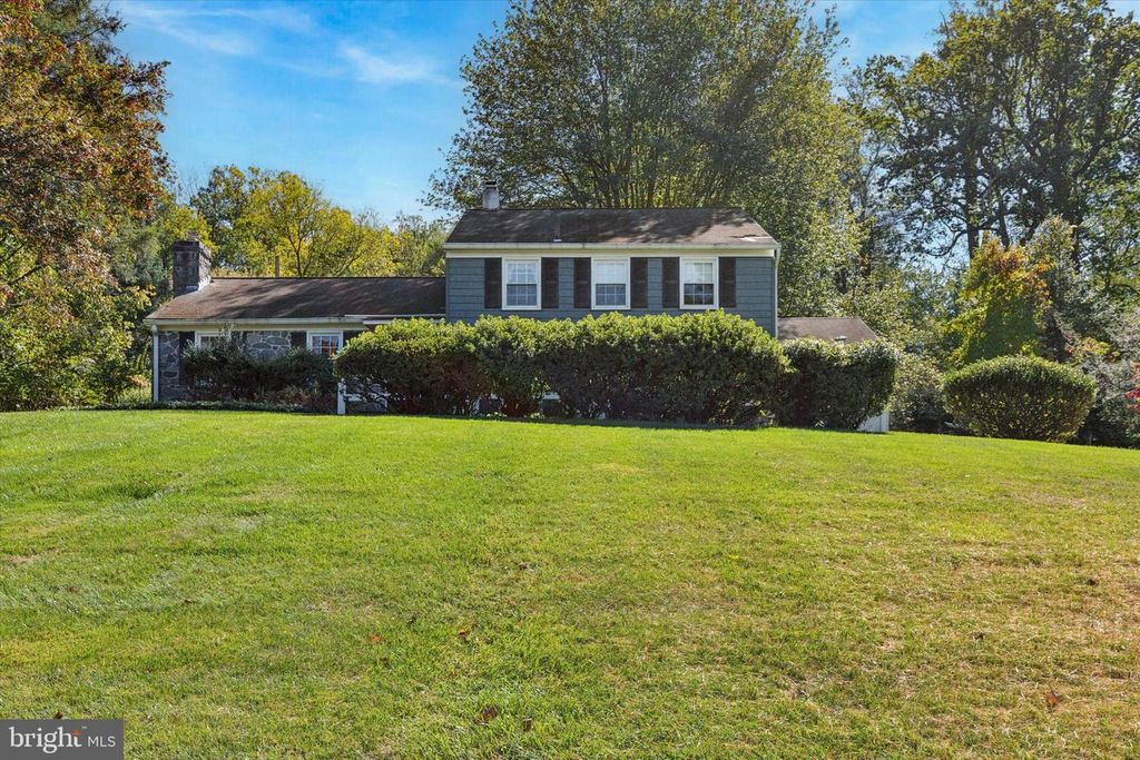 306 DEVONSHIRE RD, Devon, PA 19333