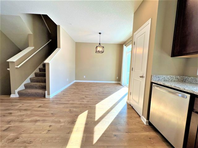 8790 Granite Circle, Woodbury, MN 55129
