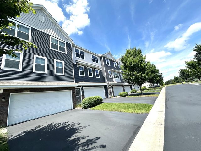 8790 Granite Circle, Woodbury, MN 55129