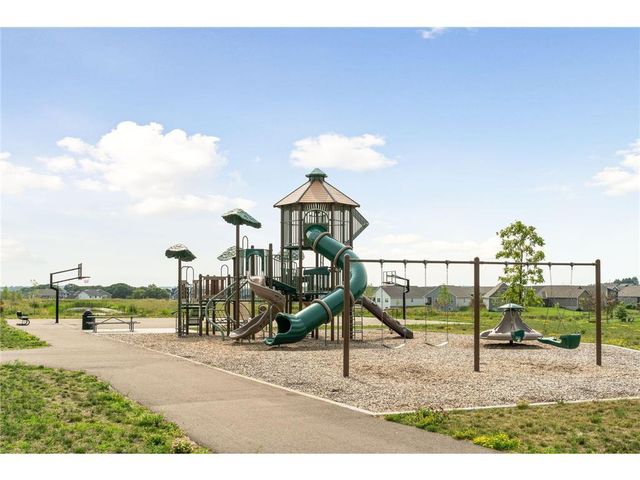 8790 Granite Circle, Woodbury, MN 55129