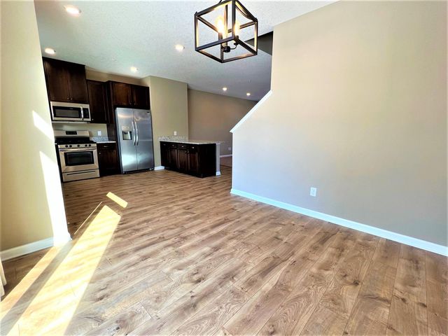 8790 Granite Circle, Woodbury, MN 55129