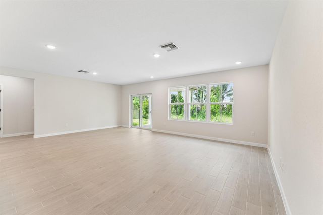 1968 SW Brisbane Street, Port St. Lucie, FL 34984