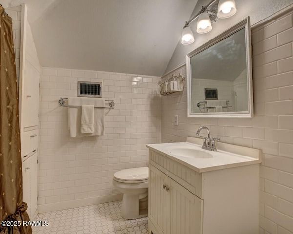 122 Lee Street, New Iberia, LA 70560