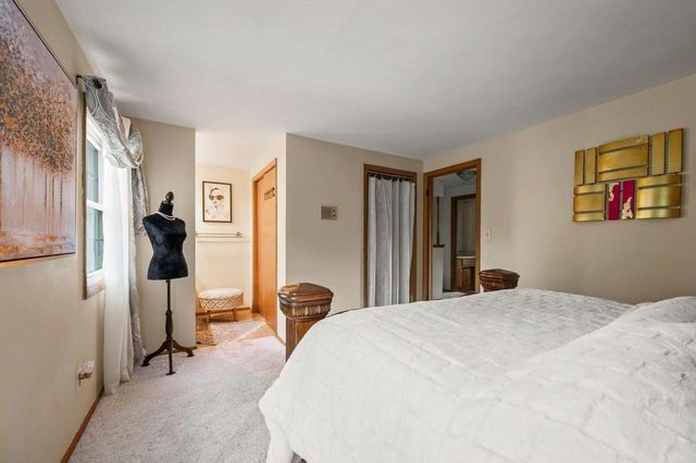 10105 W Terra AVENUE, Milwaukee, WI 53224