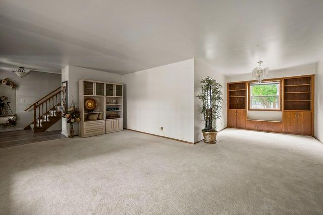 10105 W Terra AVENUE, Milwaukee, WI 53224