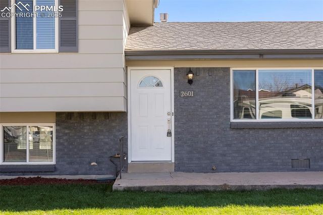 2601 Granada Drive, Colorado Springs, CO 80910