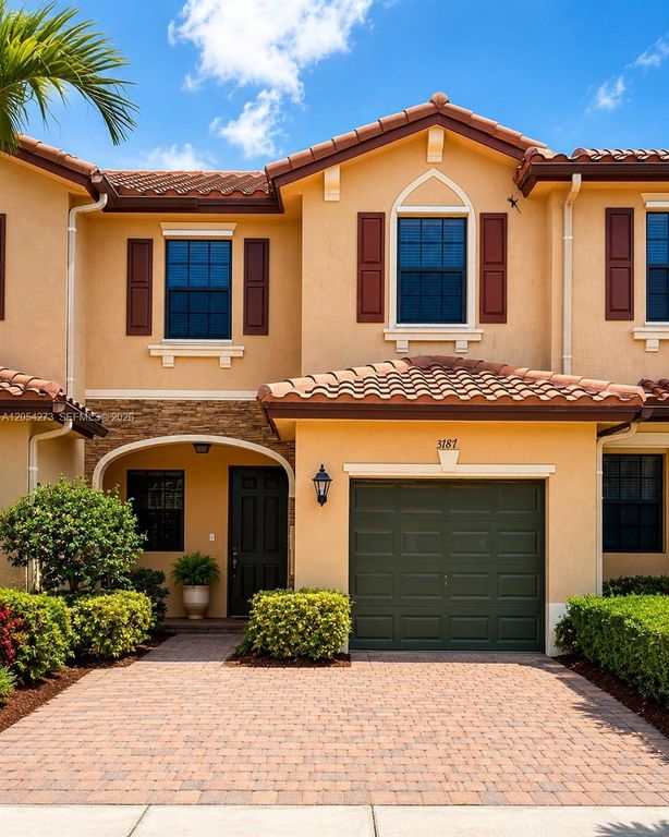 3787 SE 2nd St, Homestead, FL 33033