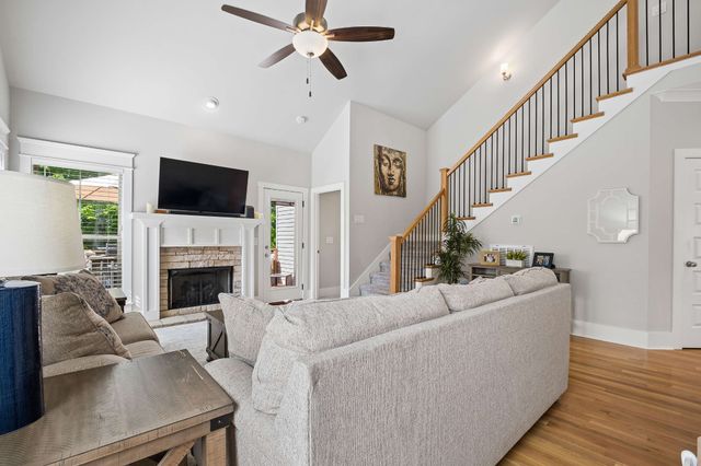 880 Bloomdale Trce, Hermitage, TN 37076