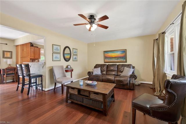 901 Melvin DR, Portsmouth, VA 23701