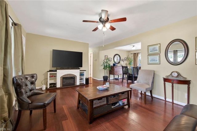 901 Melvin DR, Portsmouth, VA 23701