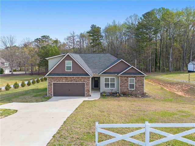 615 Spearman Road, Pelzer, SC 29669