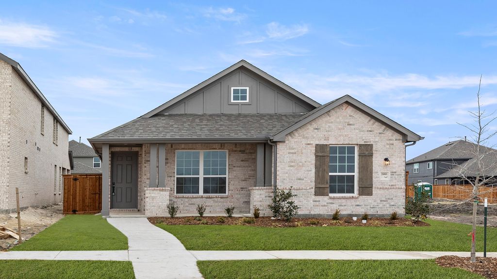 2017 Bayfront Drive, Royse City, TX 75189