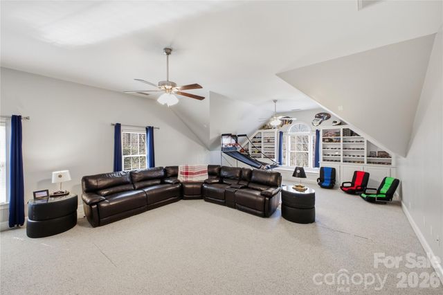 4425 Glen Oaks Drive, Matthews, NC 28104