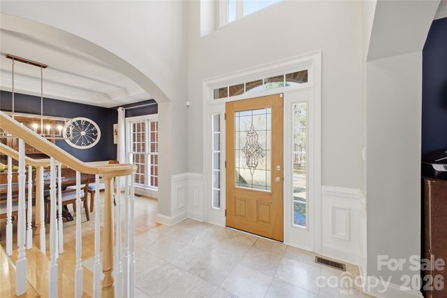 4425 Glen Oaks Drive, Matthews, NC 28104