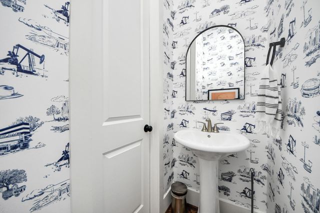 916 W 20th Street, Houston, TX 77008