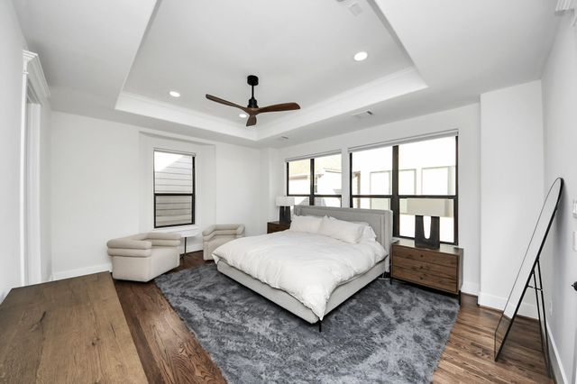 916 W 20th Street, Houston, TX 77008