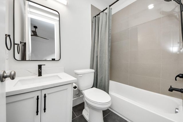 916 W 20th Street, Houston, TX 77008