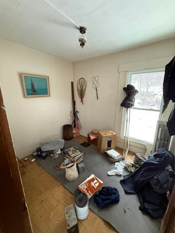 511 VT Route 25, Topsham, VT 05076