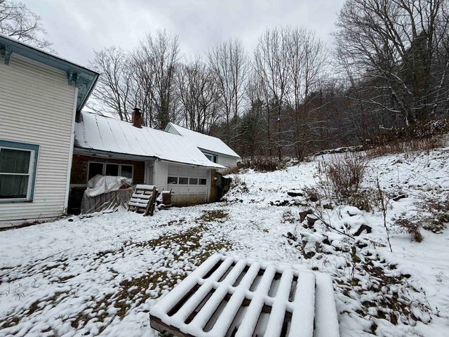 511 VT Route 25, Topsham, VT 05076