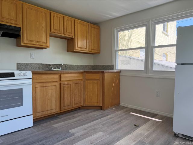 50 S Montgomery Street 6, Walden, NY 12586