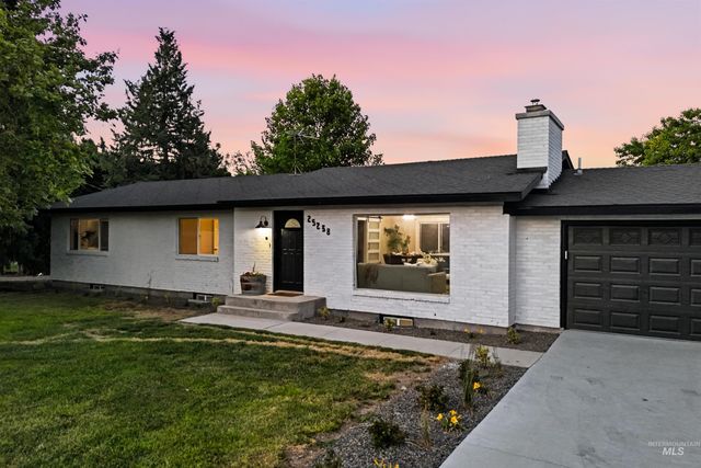 25238 Geri Ln, Caldwell, ID 83607
