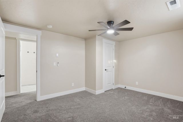 25238 Geri Ln, Caldwell, ID 83607